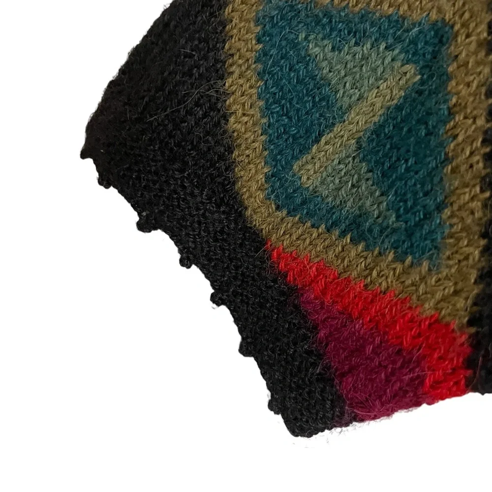 La Vicunita 100% Baby Alpaca Sweater Geometric Colorful Medium